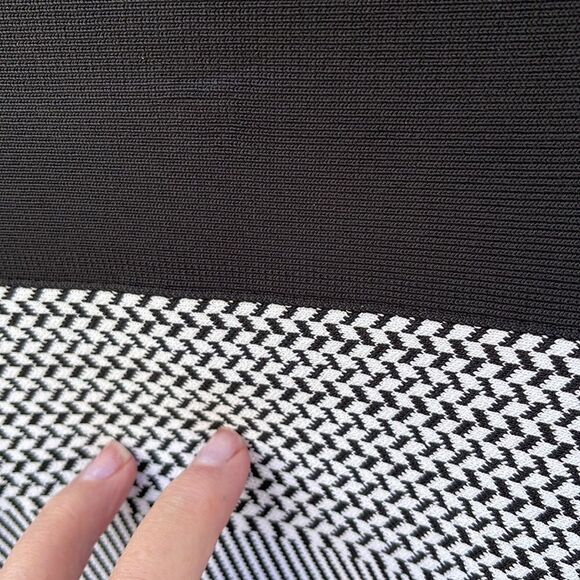 BCBG Maxazria  black combo skirt - Picture 4 of 11